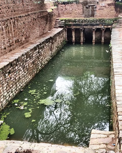 Gandhak ki Baoli in Mehrauli