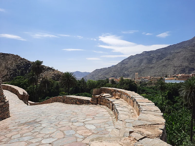 Greenery around Dhee Ayn