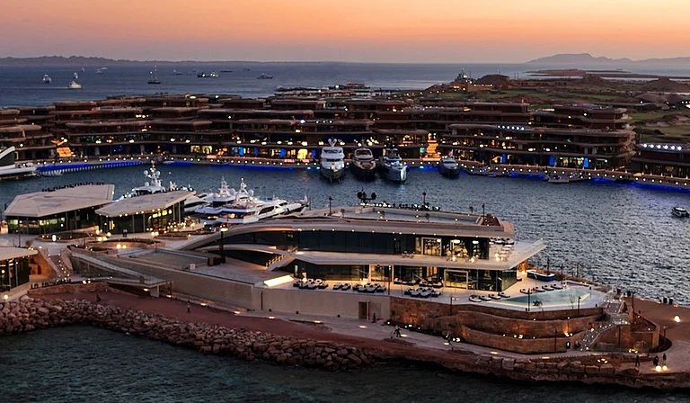 NEOM Sindalah shines as a vibrant and glamorous island, offering unparalleled experiences for travellers - discoverneom/Instagram