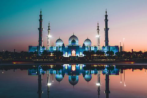 There are many places to see in Abu Dhabi, including the iconic Grand Mosque