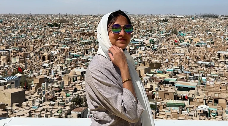 Travel influencer, Ankita Kumar at the city of death in Najaf, Iraq. - Ankita Kumar