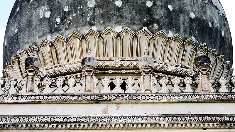 A close look at the intricacies of the Qutb Shahi tombs
