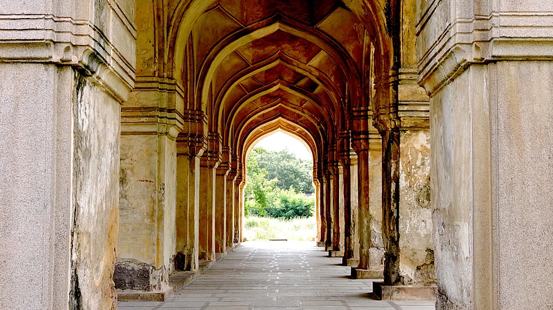 Archways at Qutb Shahi Tombs