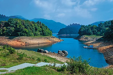 Shutterstock : A jetty at the Kakkayam Dam reservoir
