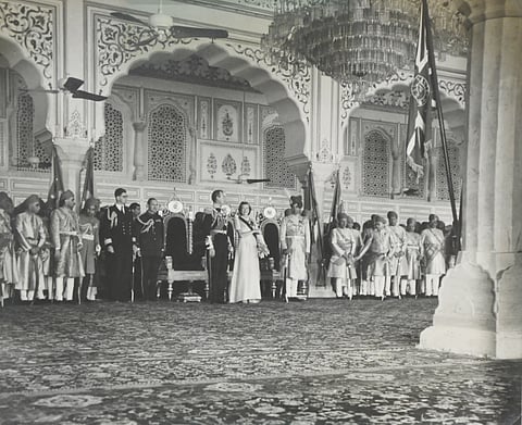 Maharaja Sawai Man Singh ll with Lady Mountbatten (1947)