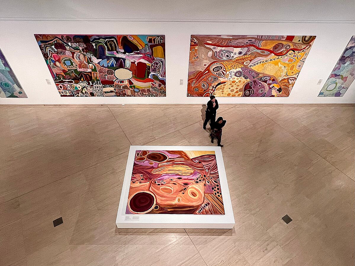 View works by prominent modern Scottish artists  