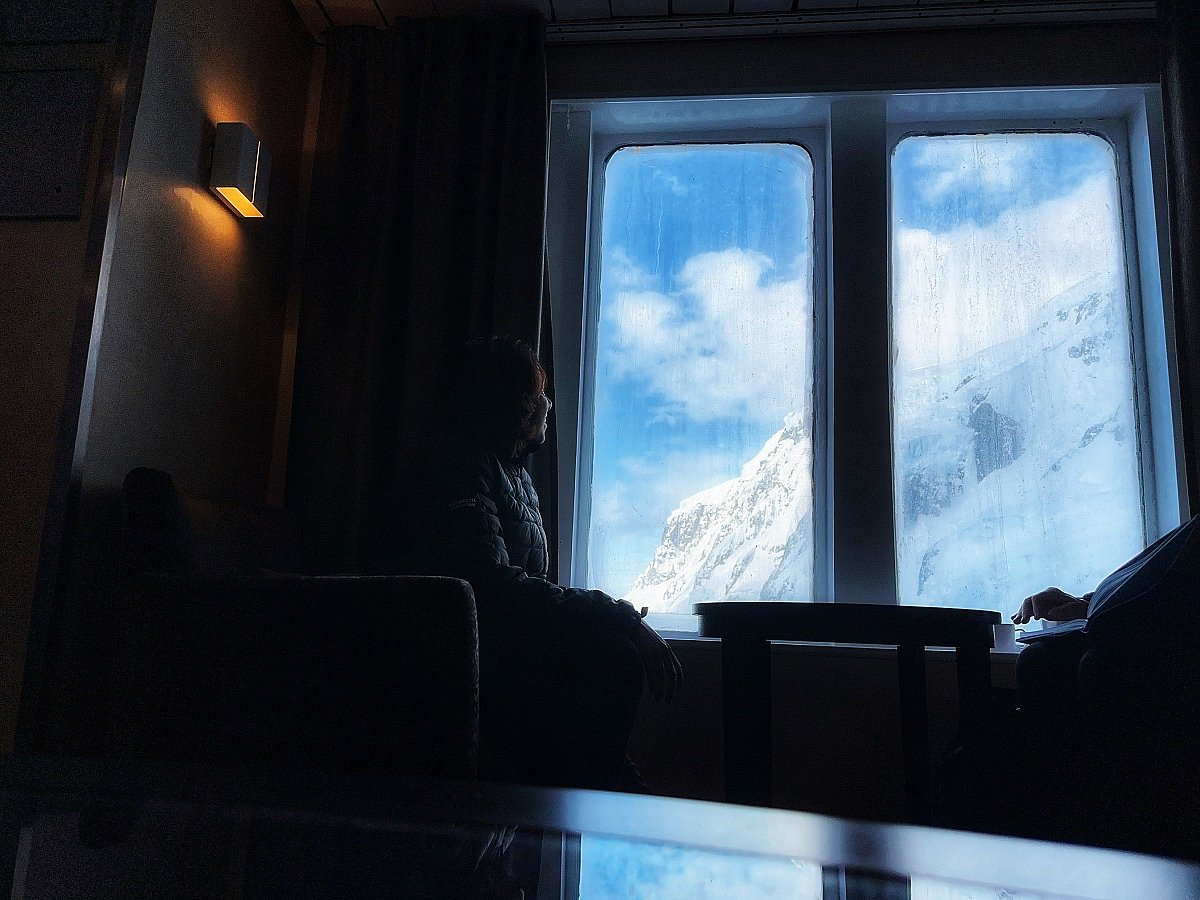Watching the beauty of Antarctica from the cruise 