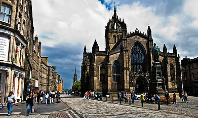 Gary Campbell-Hall/Flickr : St Giles Cathedral, Edinburgh, Scotland