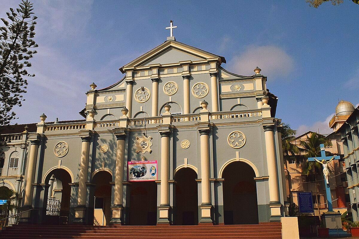 Vinay Bhat/Wiki Commons : St Aloysius Chapel in Mangalore