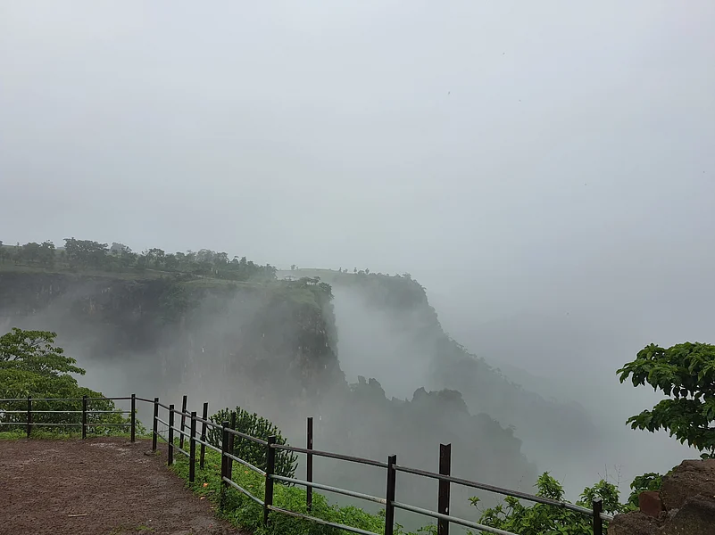 Toranmal is a monsoon retreat with its pleasant weather