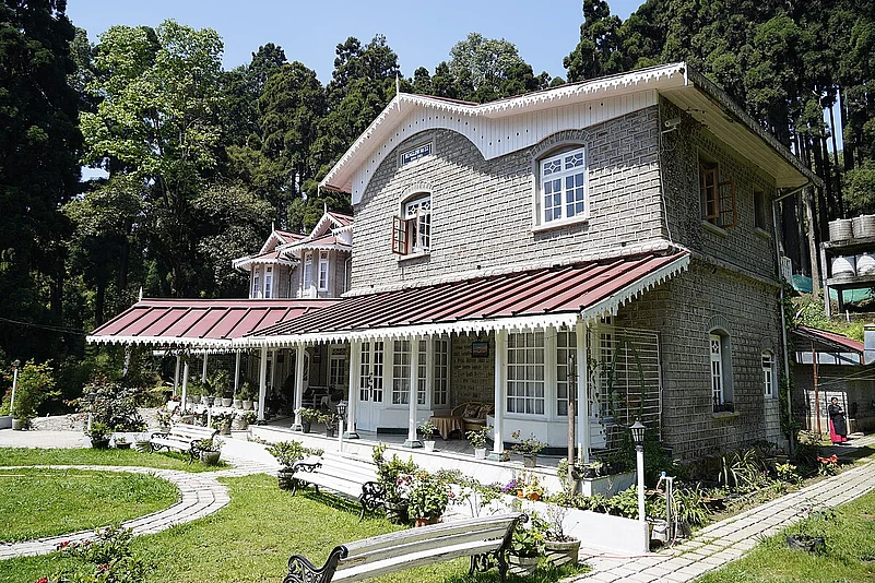 Heritage Bungalow no 12 in Takdah, Darjeeling district