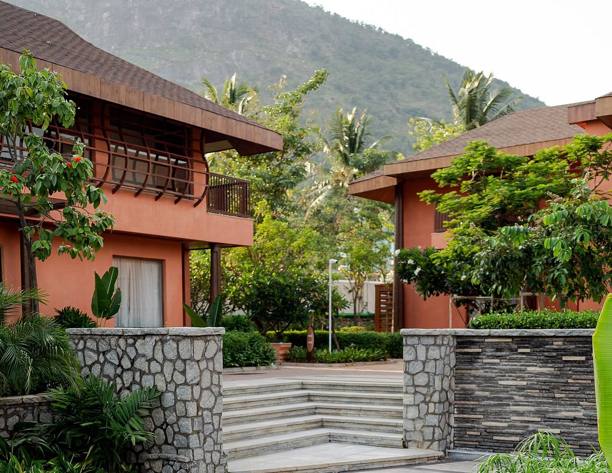 A glimpse of the property