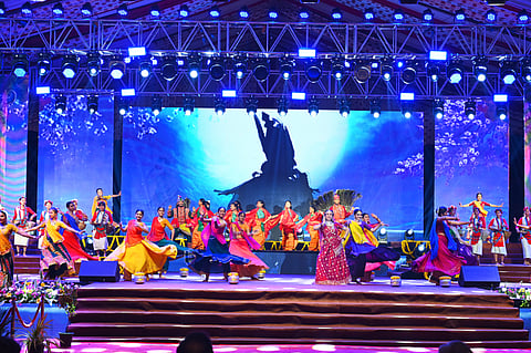 Garba dance at Madhavpur Fair