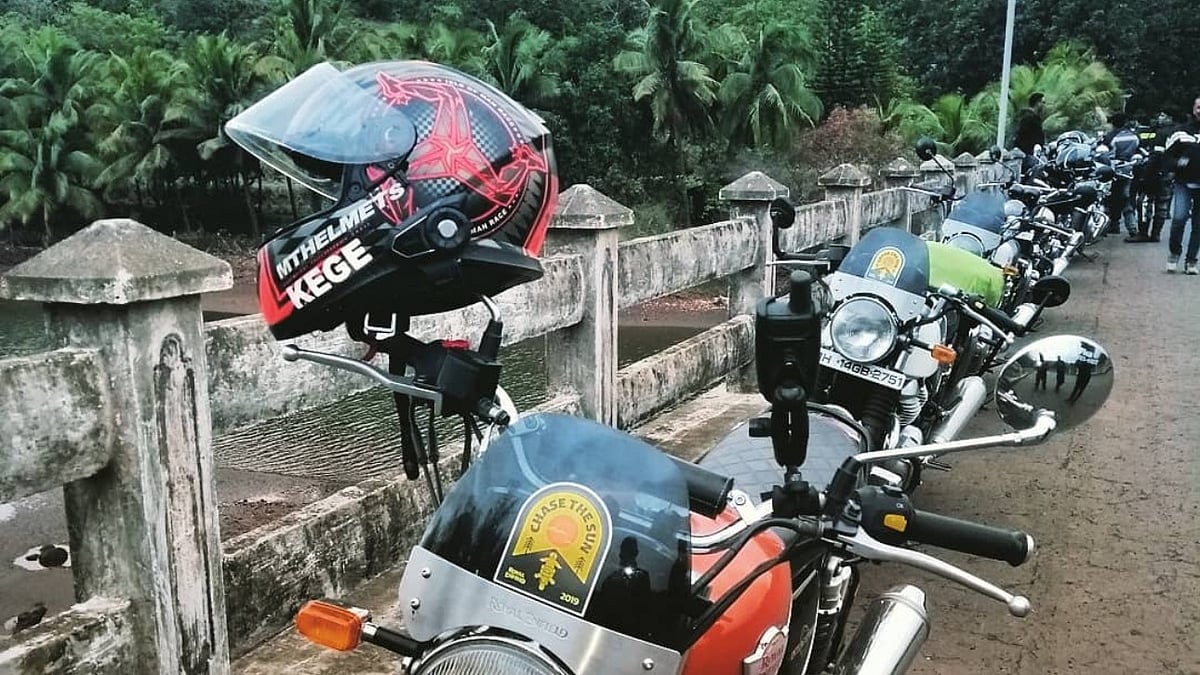 Bagad Billi with her fellow bikes