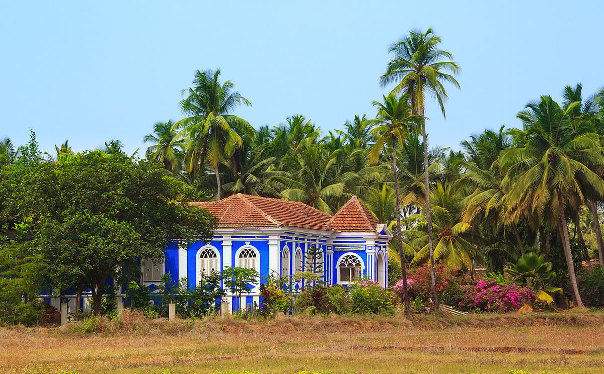 Murgermari/Shutterstock : A colourful Portuguese-era house in Anjuna village, Goa