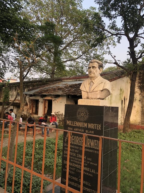Near Orwell's house and museum. Students prepare for examinations.