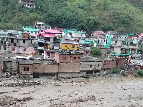 Himachal Flash Floods Leave Villages Cut Off; More Heavy Rain Likely, Says IMD