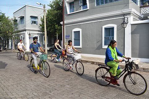 A cycle tour of White Town