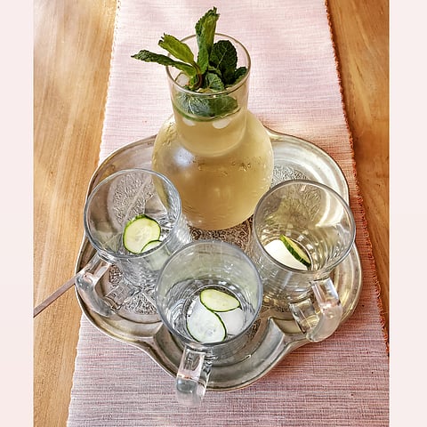 Sekanjabin served traditionally