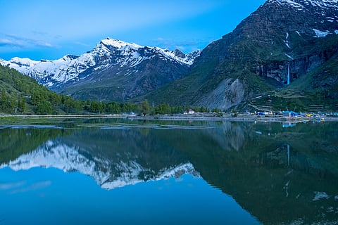 Beautiful Sissu Lake