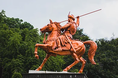 Shutterstock : An equestrian statue of Peshwa Baji Rao I in the Shaniwar Wada complex of Pune