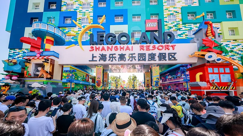 People waiting outside the Legoland Resort