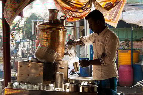 A tea vendor in Mahabalipuram