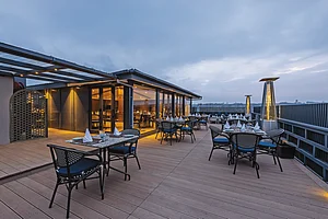 MAESTRO_DOP : Take in the beautiful views from Sarovar Portico Airport Road, Srinagar