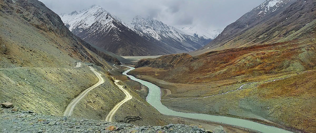 The descent from Kunzum