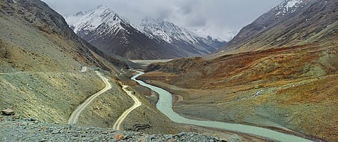 The descent from Kunzum