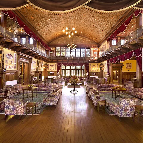 Inside Fernhills Royal Palace