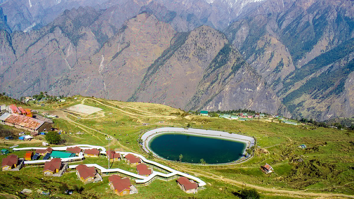 Auli in Uttarakhand is a picturesque hiking and skiing destination