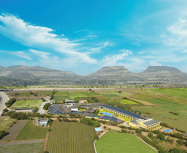 The Tropical Retreat is a luxury resort spread across 8.5 acres of greenery