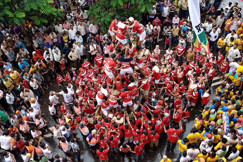 Dahi handi organisers often announce cash prizes or gifts for the winning teams