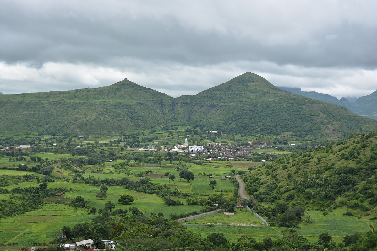 The twin peaks of Mangi-Tungi