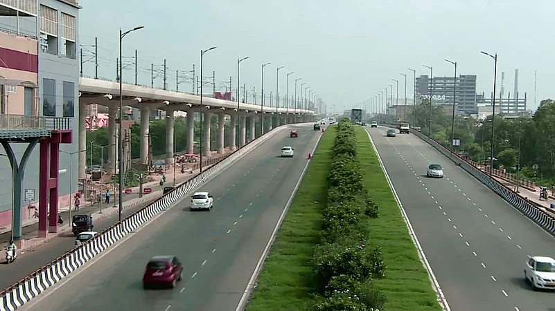 The Delhi-Faridabad Skyway