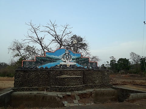 A Shiva sculpture at Mahuli Fort