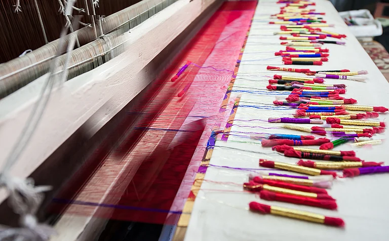 Handloom from Maharashtra - Shutterstock