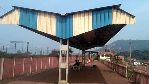There is only one platform at the Banspani railway station in Odisha