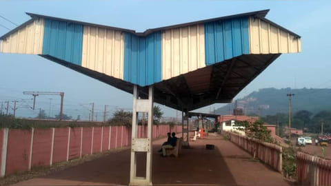 There is only one platform at the Banspani railway station in Odisha