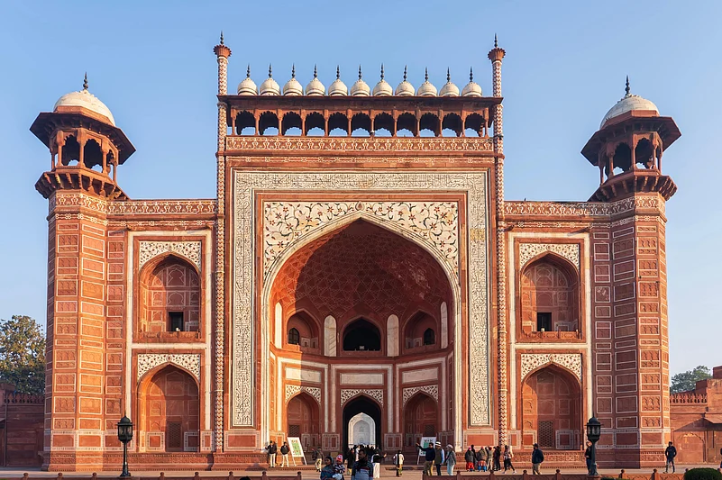 The Darwaza-i-rauza or Great Gate in the Taj Mahal complex