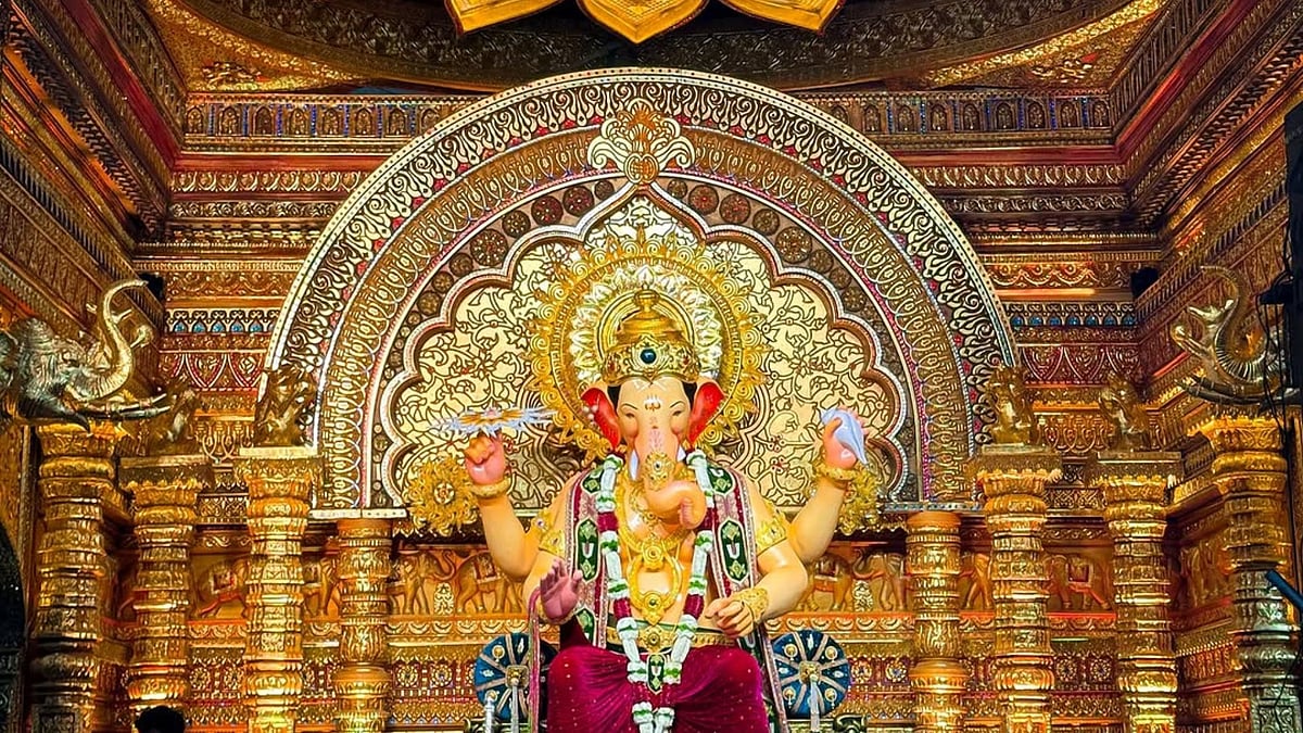 _anotherangle__/Instagram : With over two crore devotees visiting every year, Lalbaugcha Raja is more than an idol; it’s Mumbai’s greatest gathering of faith