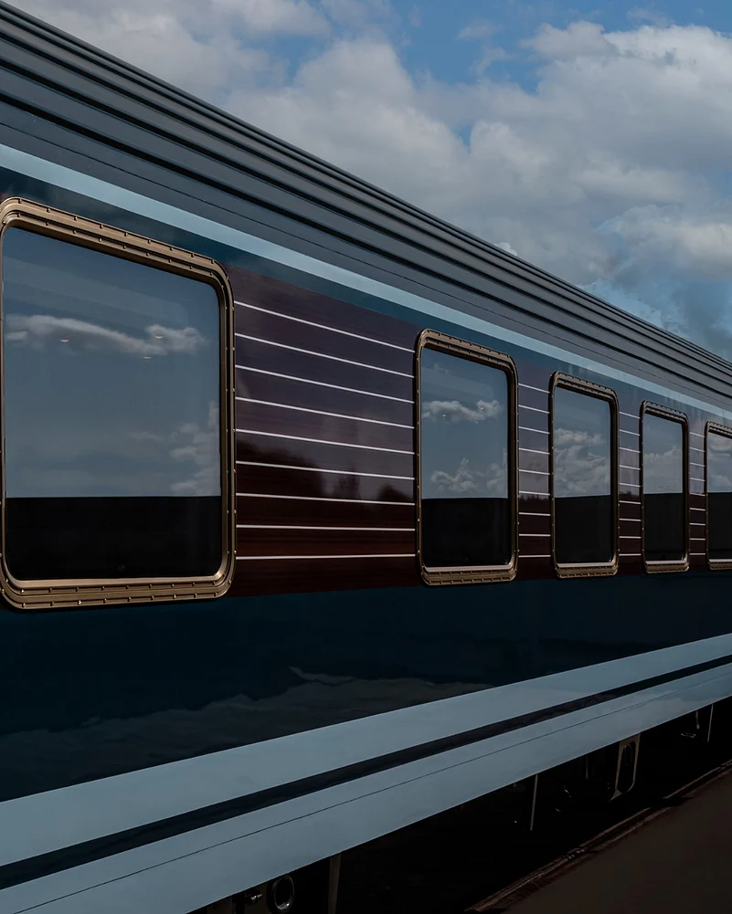 The La Dolce Vita Orient Express draws inspiration from the original Orient Express