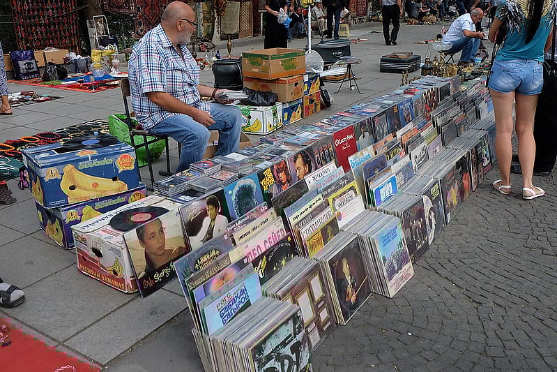 Old vinyls at Dry Bridge Market 