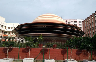 kharkongor_suk/Instagram : Lucknow’s Indira Gandhi Planetarium is designed in the shape of Saturn