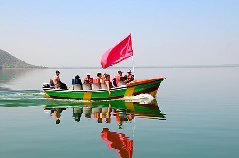 Boating in Khindsi Lake is a popular activity in Ramtek