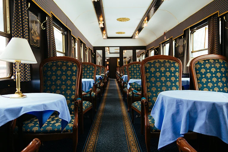 La Dolce Vita Orient Express blends vintage aesthetics with modern luxury (For representation purposes only) - Photo by Elimende Inagella on Unsplash
