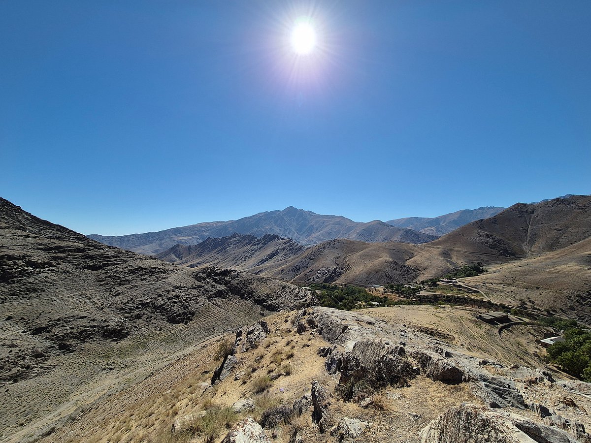 Jizzakh region is all about massive landscapes and wild sheep
