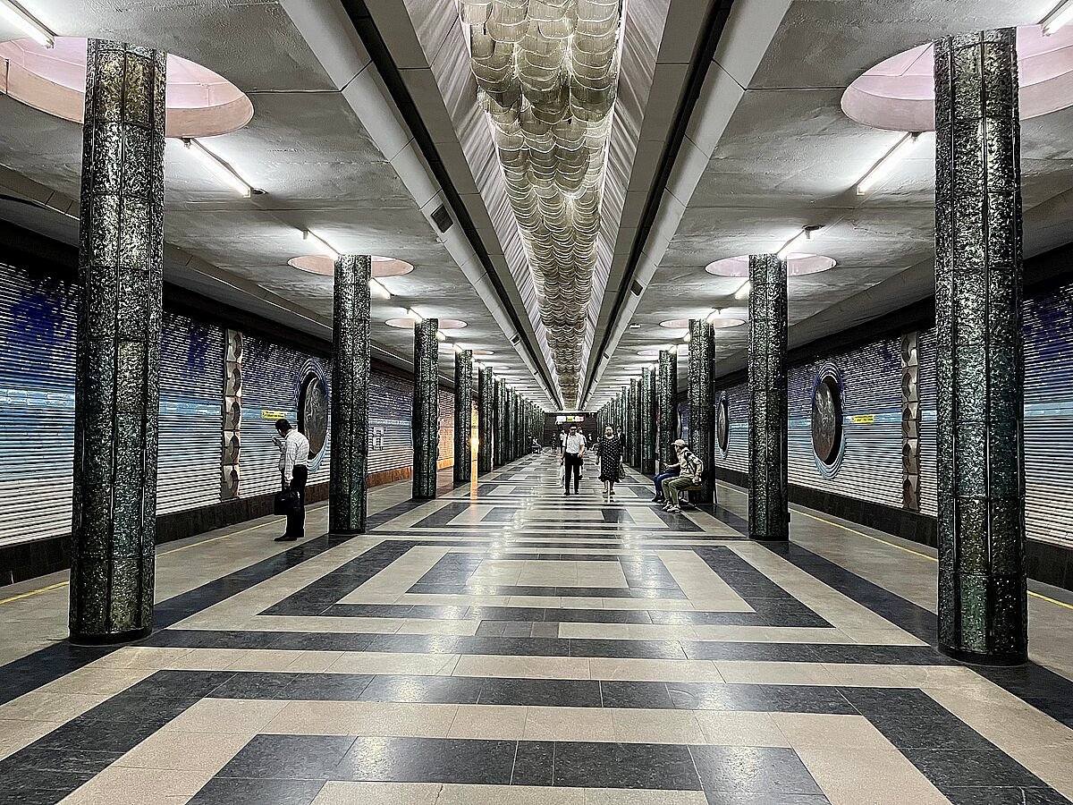 Kosmonavtlar station