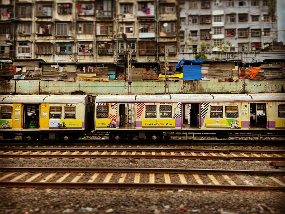 Unsplash : Passengers look forward to a smoother daily commute as the Panvel Borivali Vasai corridor promises direct east west travel across Mumbai.
